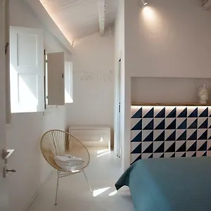 4-elements-boutique-home.sicilyhotelsitaly.net/